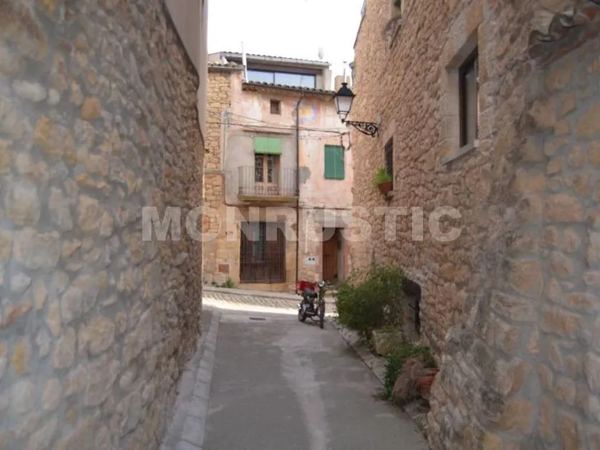 Esterno - Chalet with Workshop in El Vilosell, Lleida