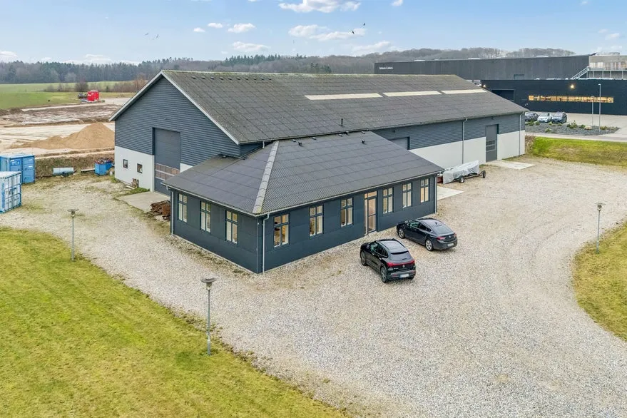 Vue aérienne - Commercial Property with Office Space in Sdr. Borup