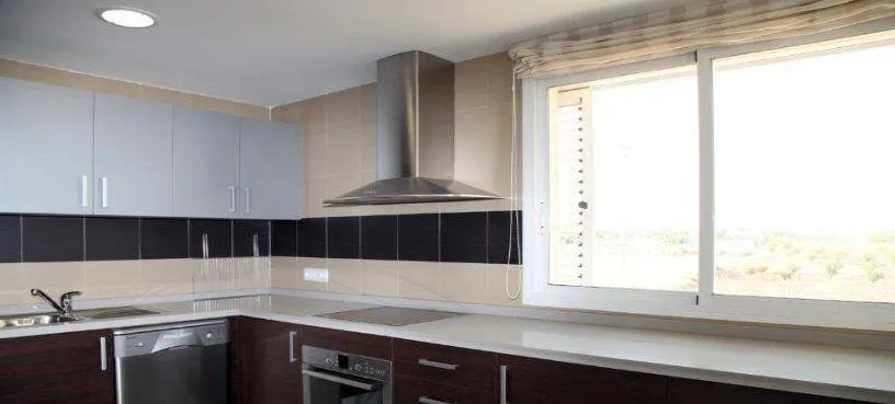 Cuisine - Office Space with Three Floors in Fuente Álamo