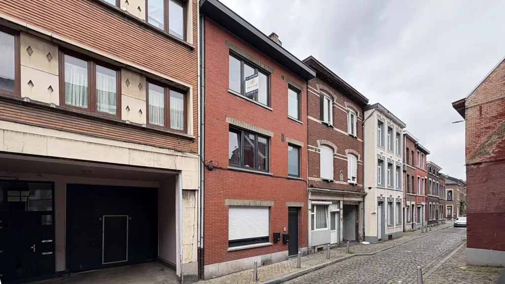 Extérieur - Duplex Rénové avec Garage à Liège