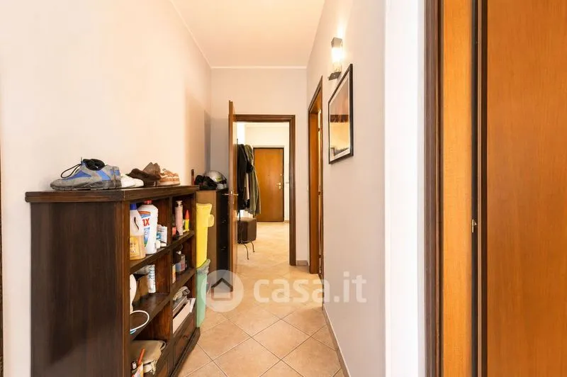 Esik - Apartment with Balcony in Biella