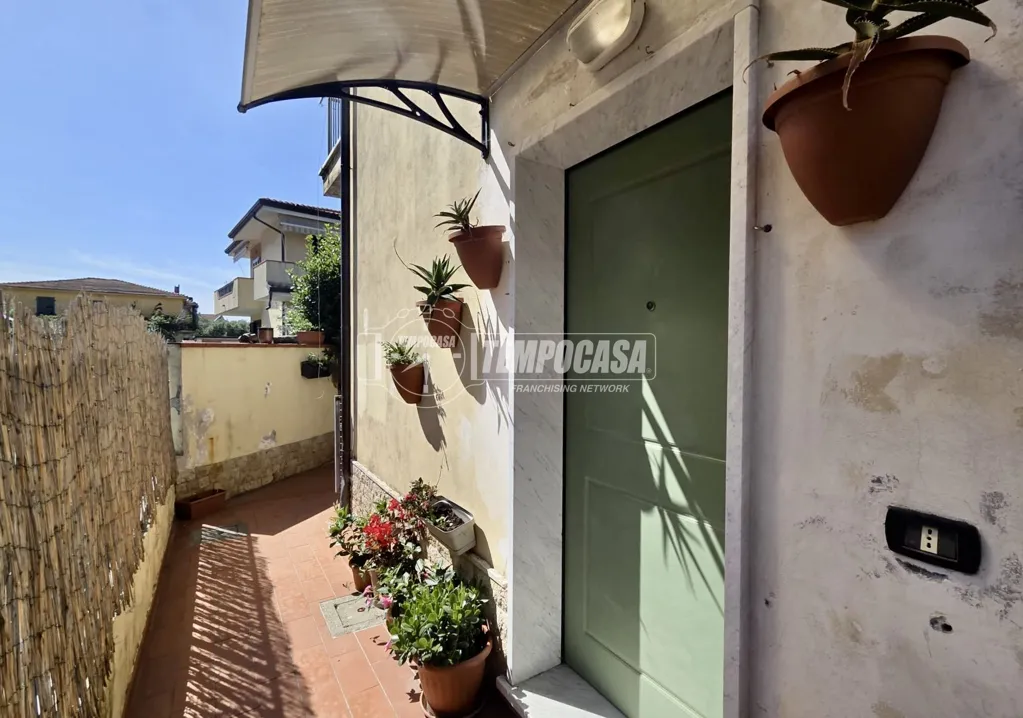 Aed - Rustic Villa with Garden in Castagnola, Massa