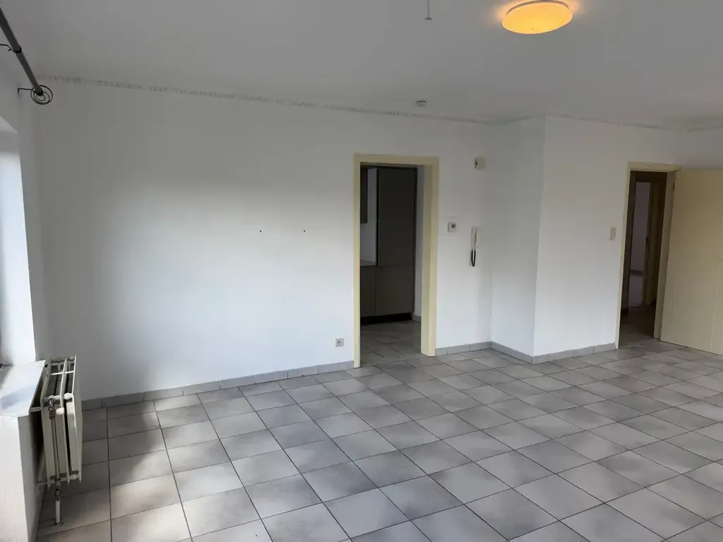 Toad - Duplex Apartment with 4 Bedrooms in Brustem Centre
