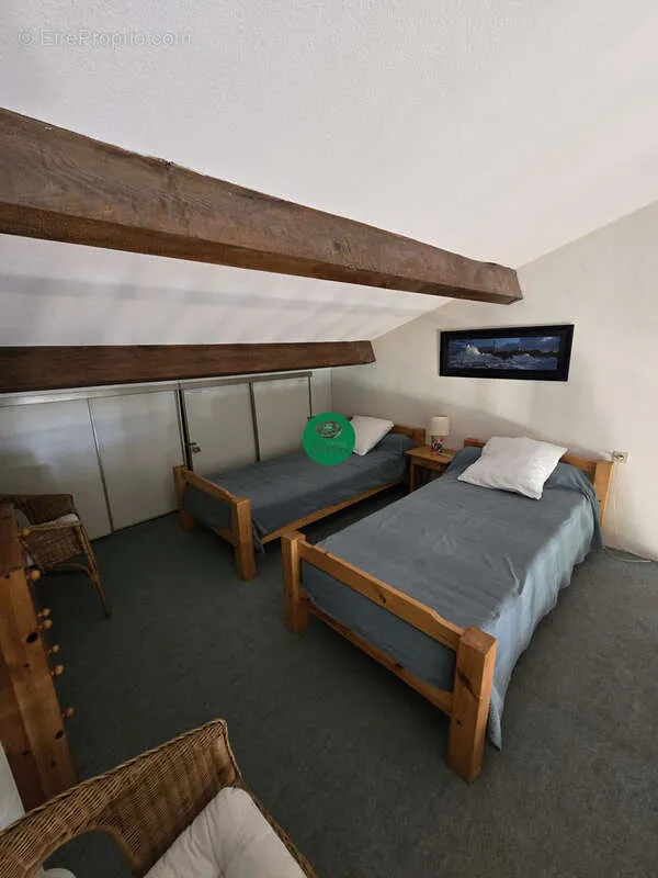 Chambres - Appartement Duplex avec Terrasse au Cœur des Sablettes