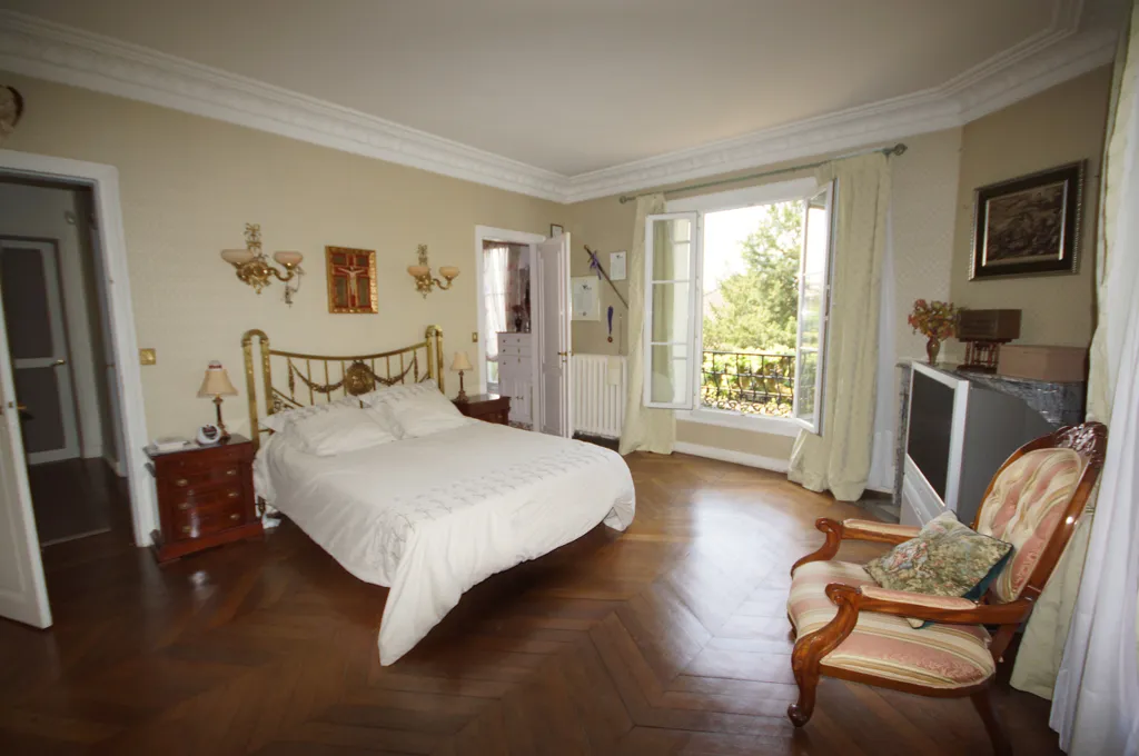 Camere da letto - 3-Apartment Building with South-West View in Eaubonne