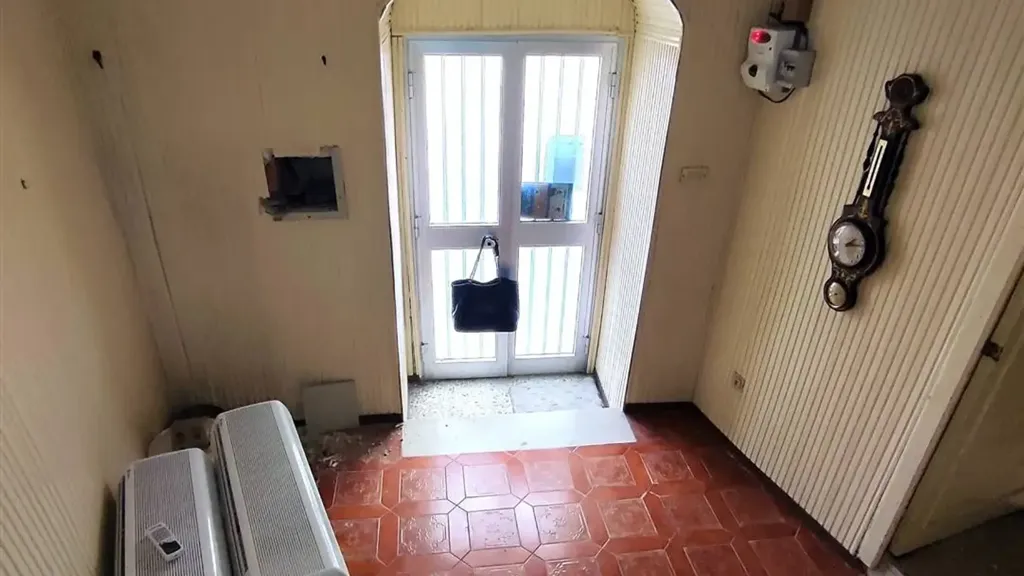 Esik - Rustic Cottage to Renovate in Ragusa Ibla