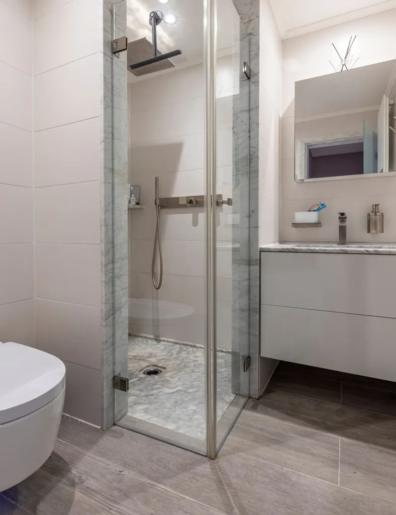 Bagni - Luxury House with Terrace and Views in Central Location