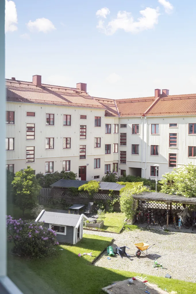 Aed - Charming Renovated Flat in Landshövdingehus, Central Location
