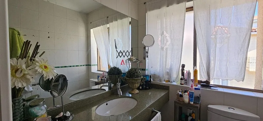 Salles de bain - Bay View Flat with Garage in City Centre