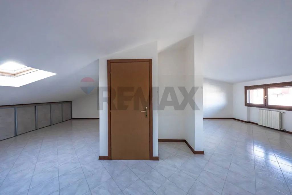 Pièces - Energy-Efficient Semi-Detached Villa in Vigarano Mainarda