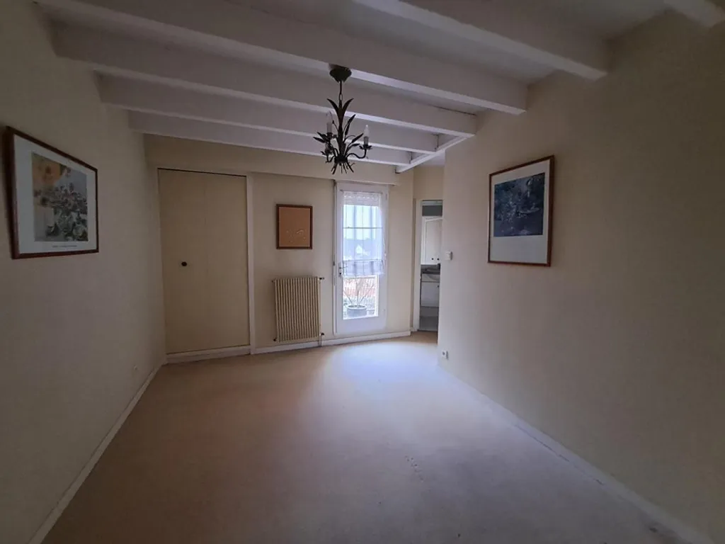 Pièces - Appartement Duplex avec Vue Dégagée à Dax Centre