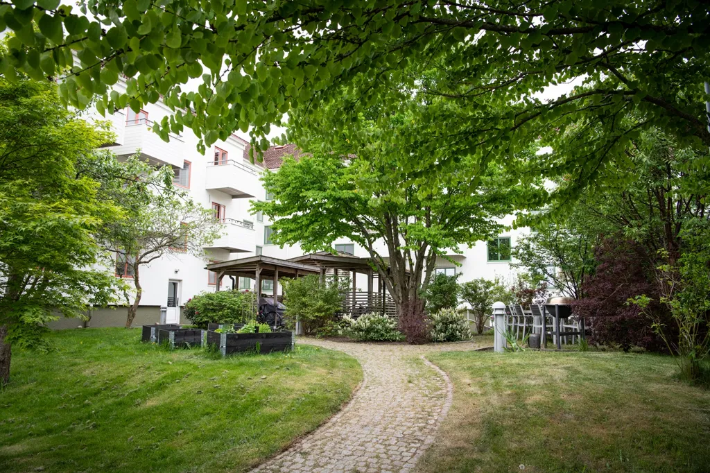 Giardino - Two-Bedroom Flat with Balcony in Masthugget