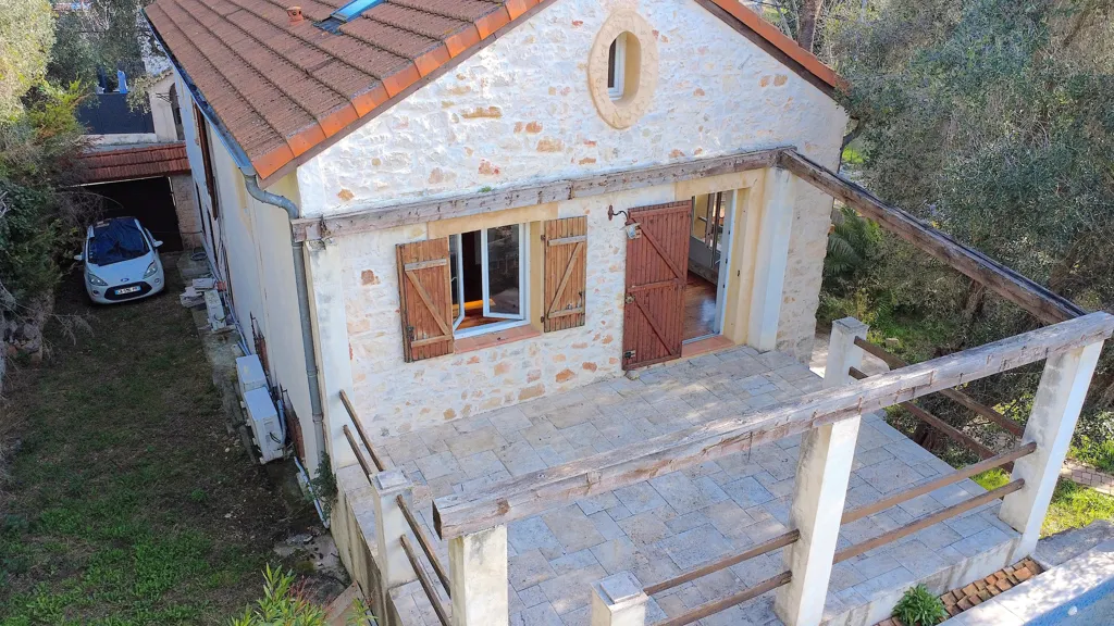 Õhuvaade - Luxury House with Pool in Vallauris