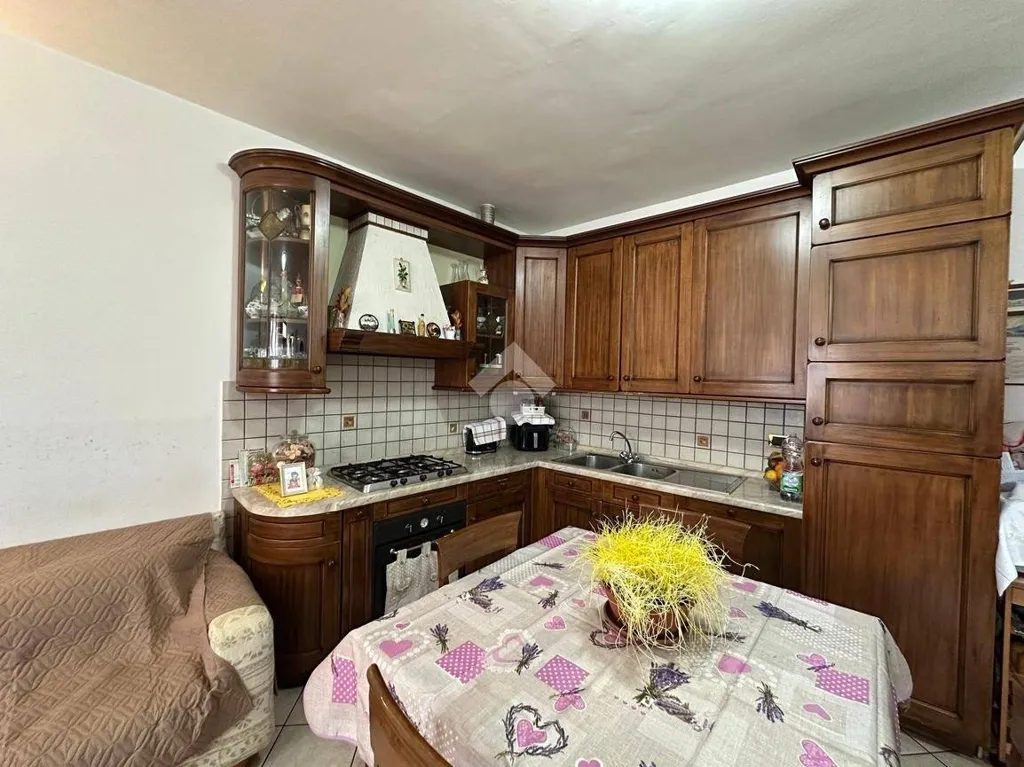 Cuisine - Renovated Apartment in Spoleto