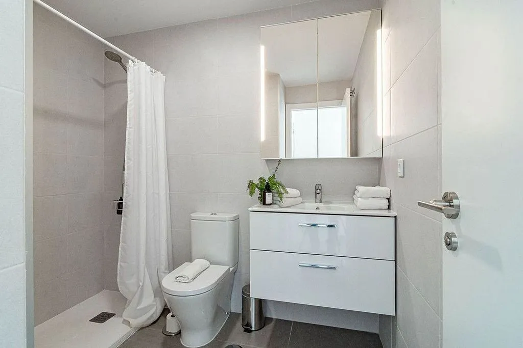Bagni - Penthouse with Pool in Estepona Centre
