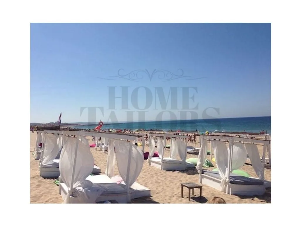 Luxury Villa with Pool in Costa da Caparica