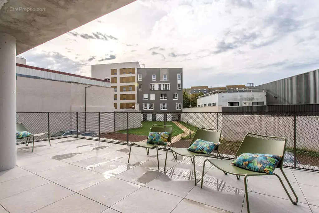 Terrass - Student Studio in Le Havre with Managed Rent