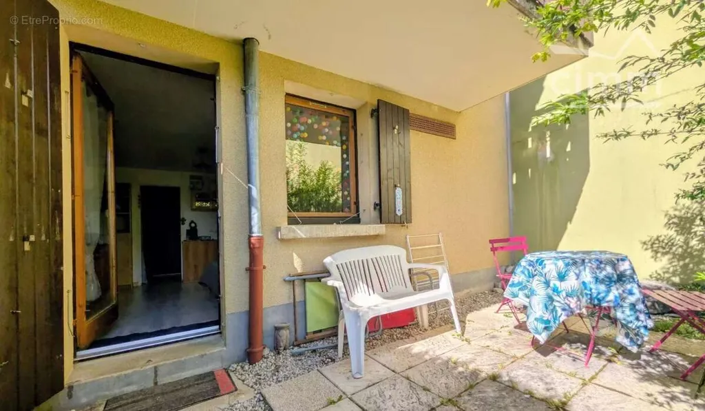 Terrace - Studio with Private Terrace in St Pierre de Chartreuse