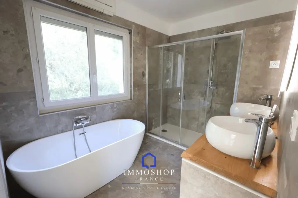 Vannitoad - Luxury Villa with Pool in Mimet