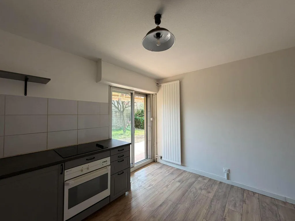 Köök - T3 Flat with Parking in Arles