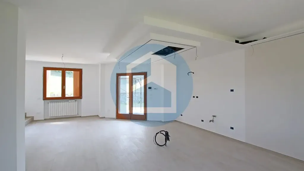 Séjour - Bifamiliar Villa with Garden in Niardo