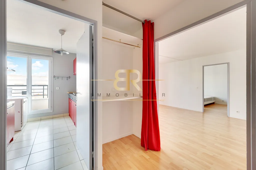 Magamistoad - 3-Piece Apartment with Balcony in Châtillon