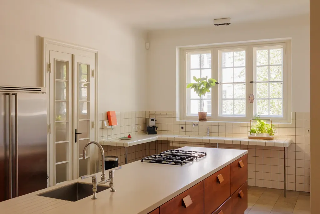 6 magamistoaga maja asukohas Berlin