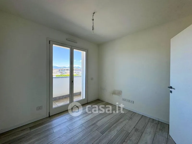 Pièces - Duplex Attico with Panoramic Terrace in Stezzano