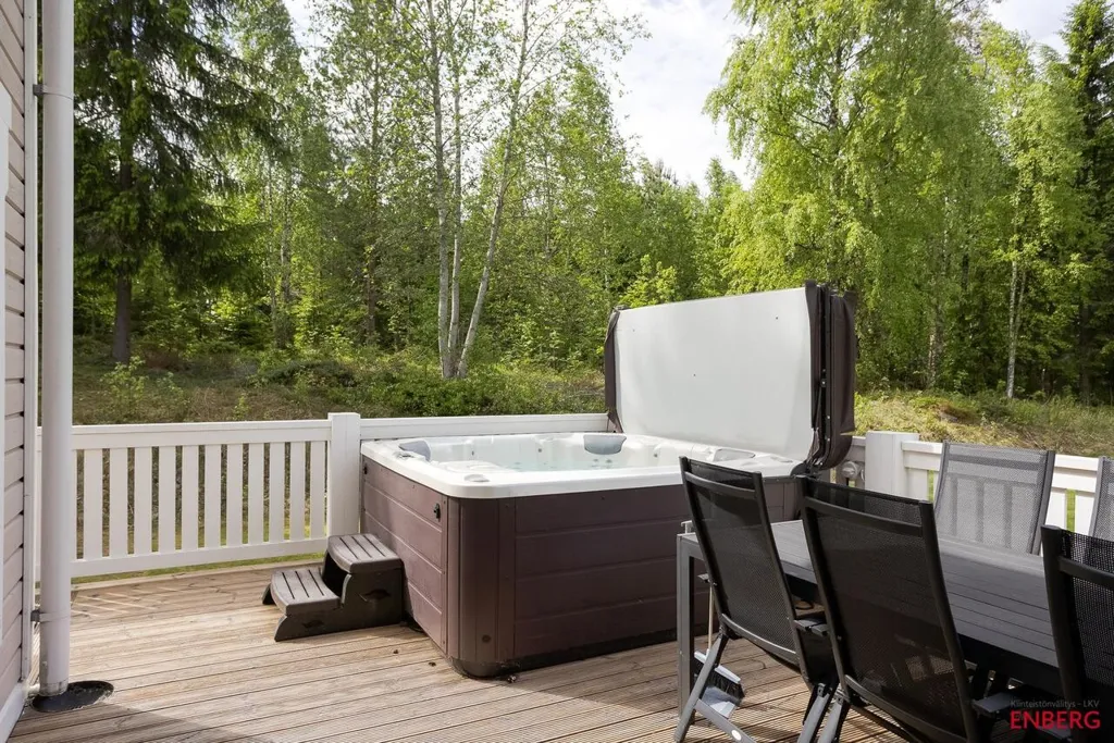 Terrasse - Spacious Detached House with Sauna in Seunavuori