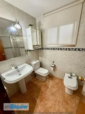 Vannitoad - Student-Friendly Flat with Terrace in Poniente-Sur