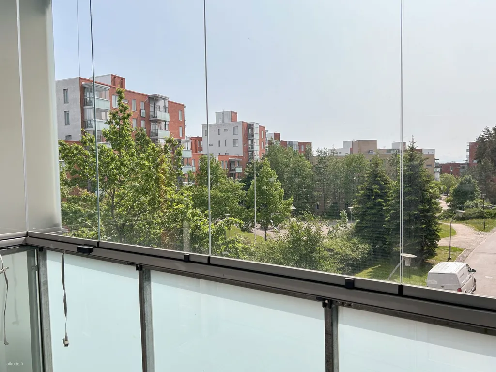 Balcon - Spacious Flat with Sauna in Vuosaari, Helsinki