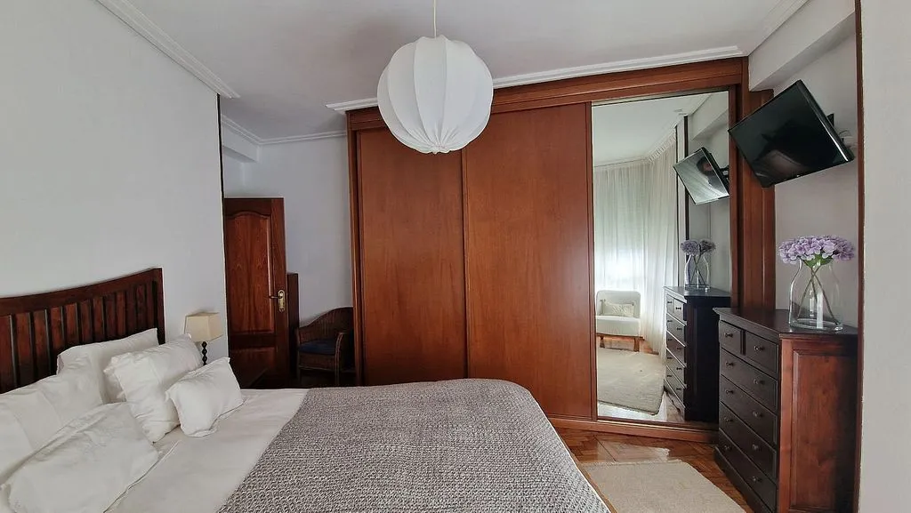 Chambres - Open-Plan Flat with Garage in Torrelavega