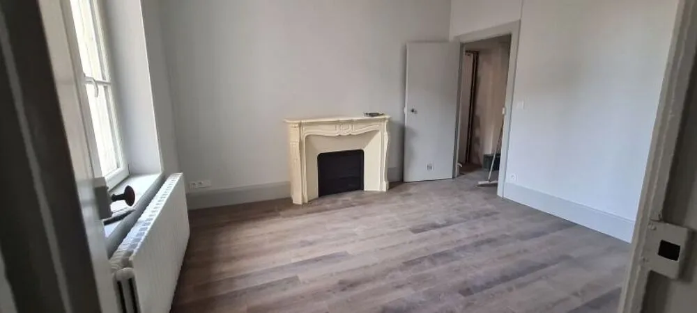 Pièces - Appartement de 2 Chambres dans le Quartier Ravinelle à Nancy