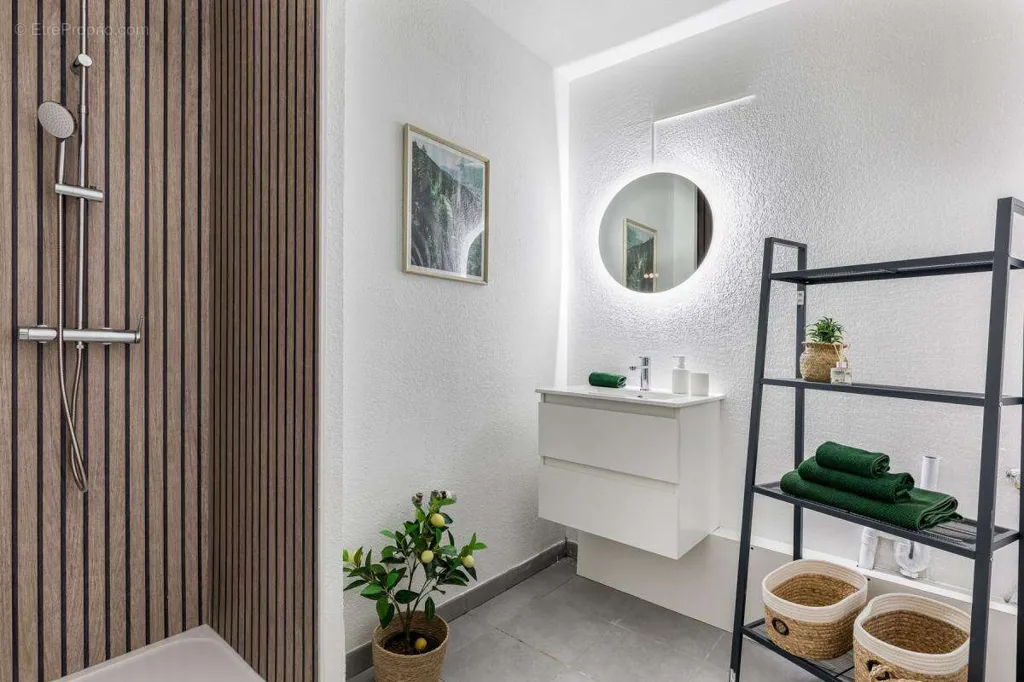 Vannitoad - Renovated Garden Flat in Balma