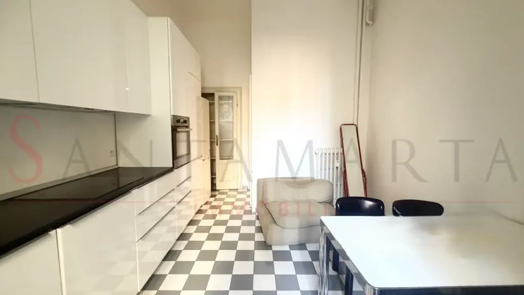 Köök - Rented Triplex with Parquet Floors in Milan