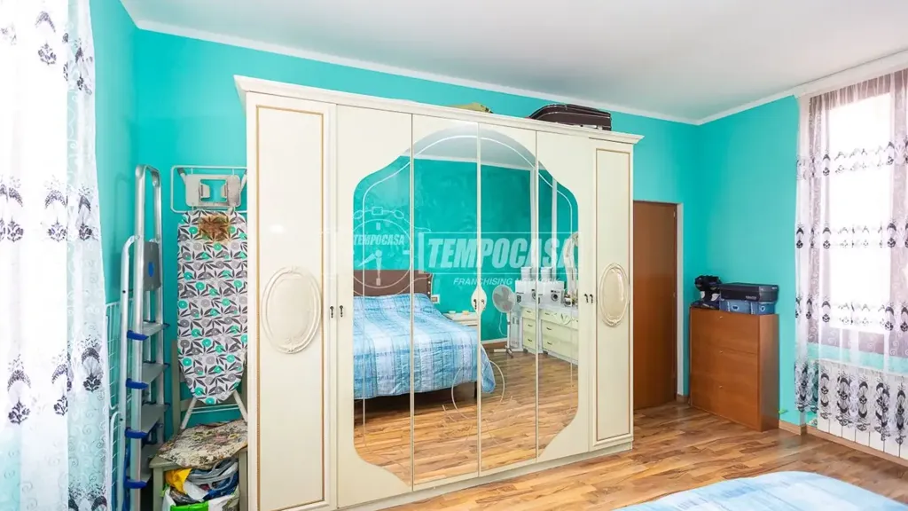 Magamistoad - Spacious Trilocale with Parking in Brescia