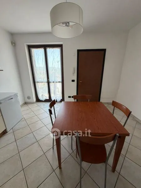 Salle à manger - Fully Furnished Apartment with Balcony in Ternate