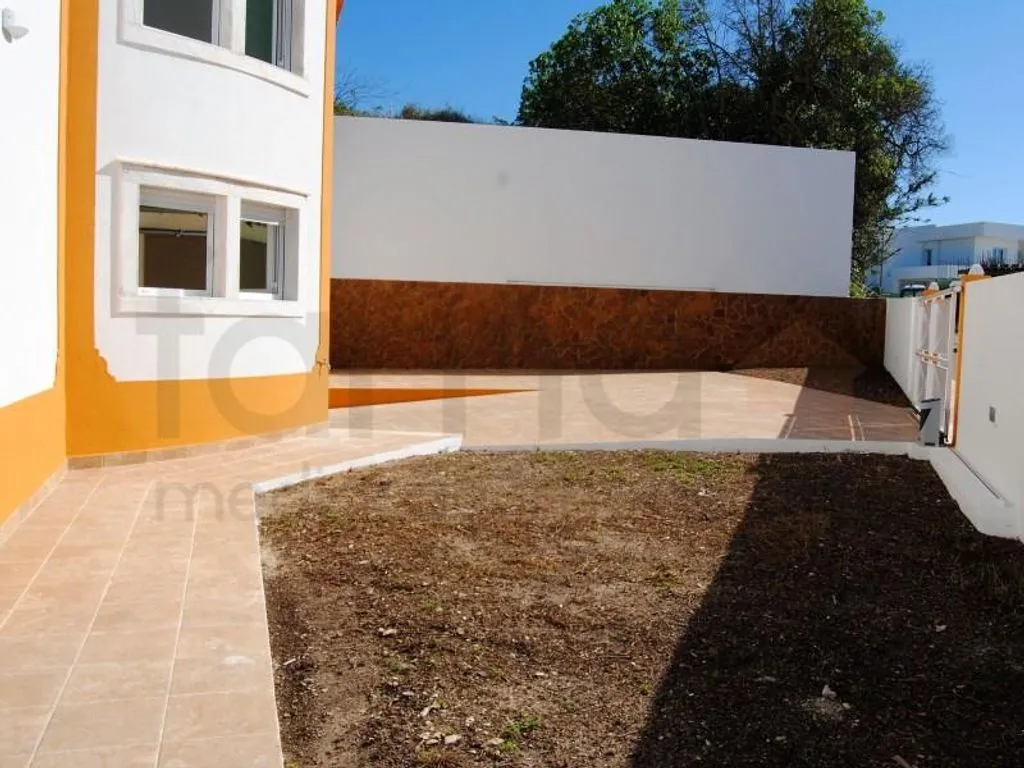 Aed - Remodelled House with Sea View in Ericeira