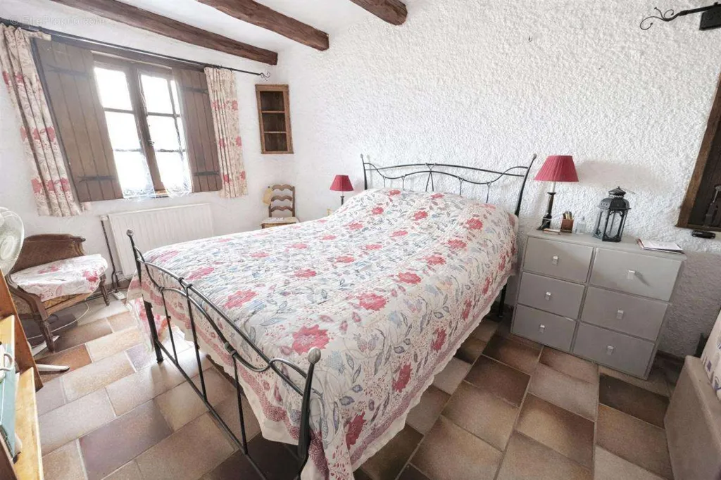 Chambres - Maison de 5 Chambres avec Piscine à Cahors