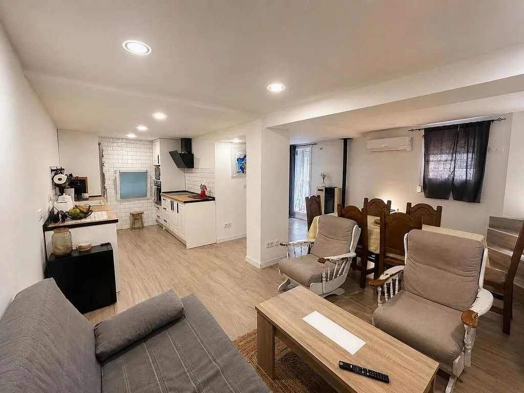 Elutuba - Terraced House with Central Location in Arganda del Rey