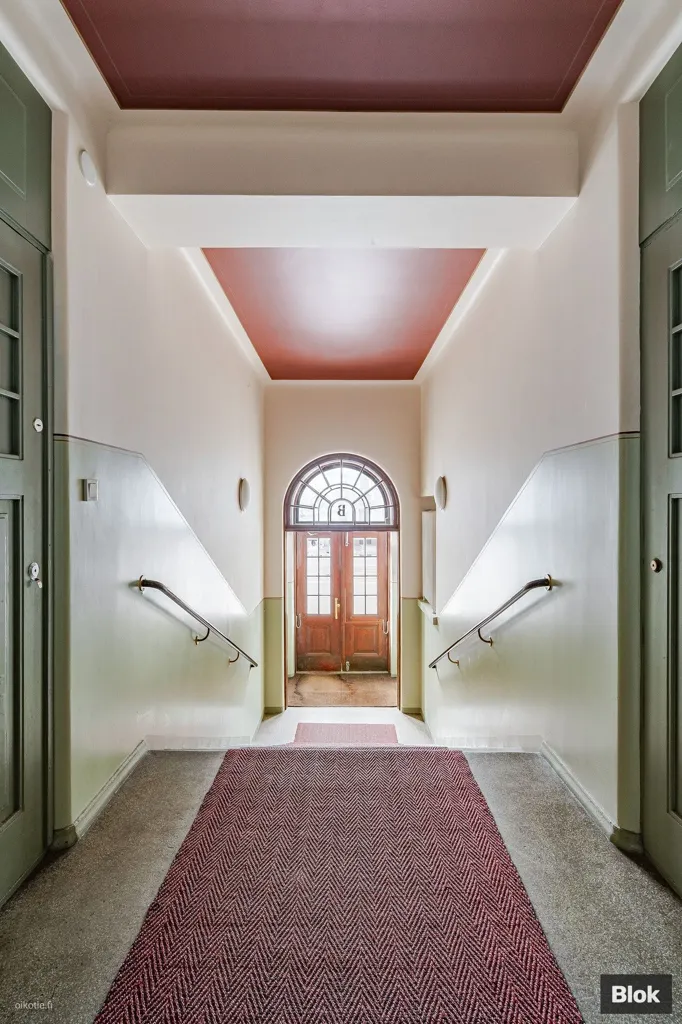 Entrée - Uusklassical Flat with Garden View in Taka-Töölö