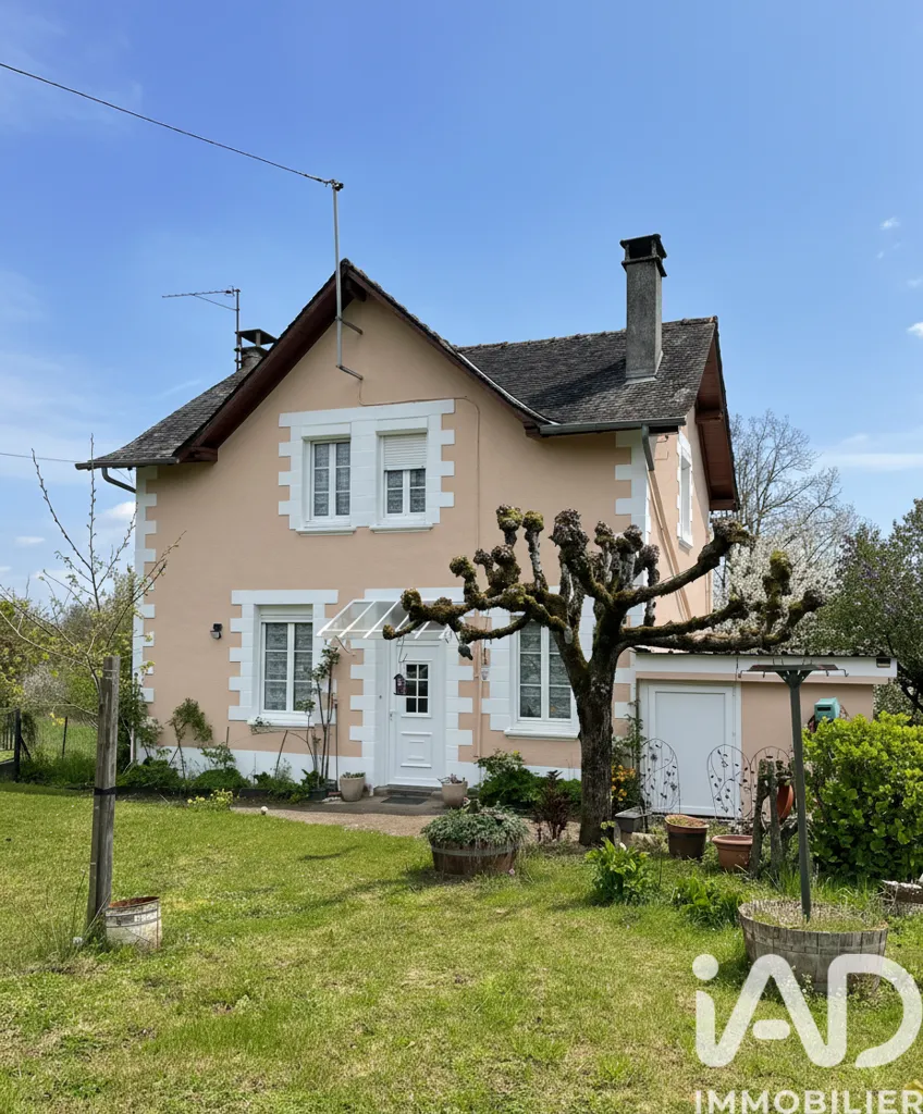 Extérieur - Maison avec Dépendances et Terrain à Ayen