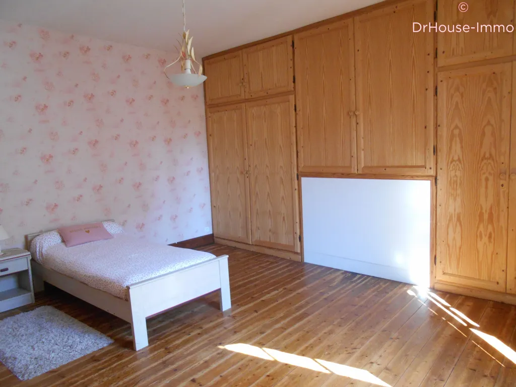 Chambres - Maison Ancienne avec Jardin à Castets-En-Dorthe