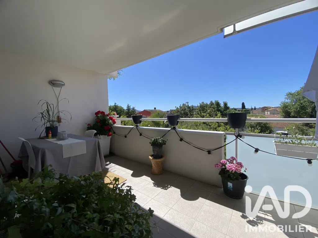 Rõdu - Renovated T2 with Garage in La Garde