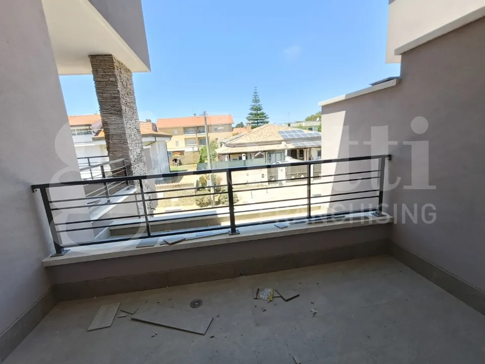 Rõdu - NZEB Villa with Private Garden in Anzio