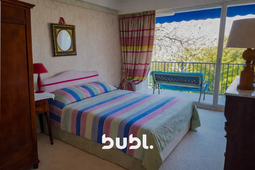 Bedrooms - Bright Apartment with Balcony in Parc d'Hiver