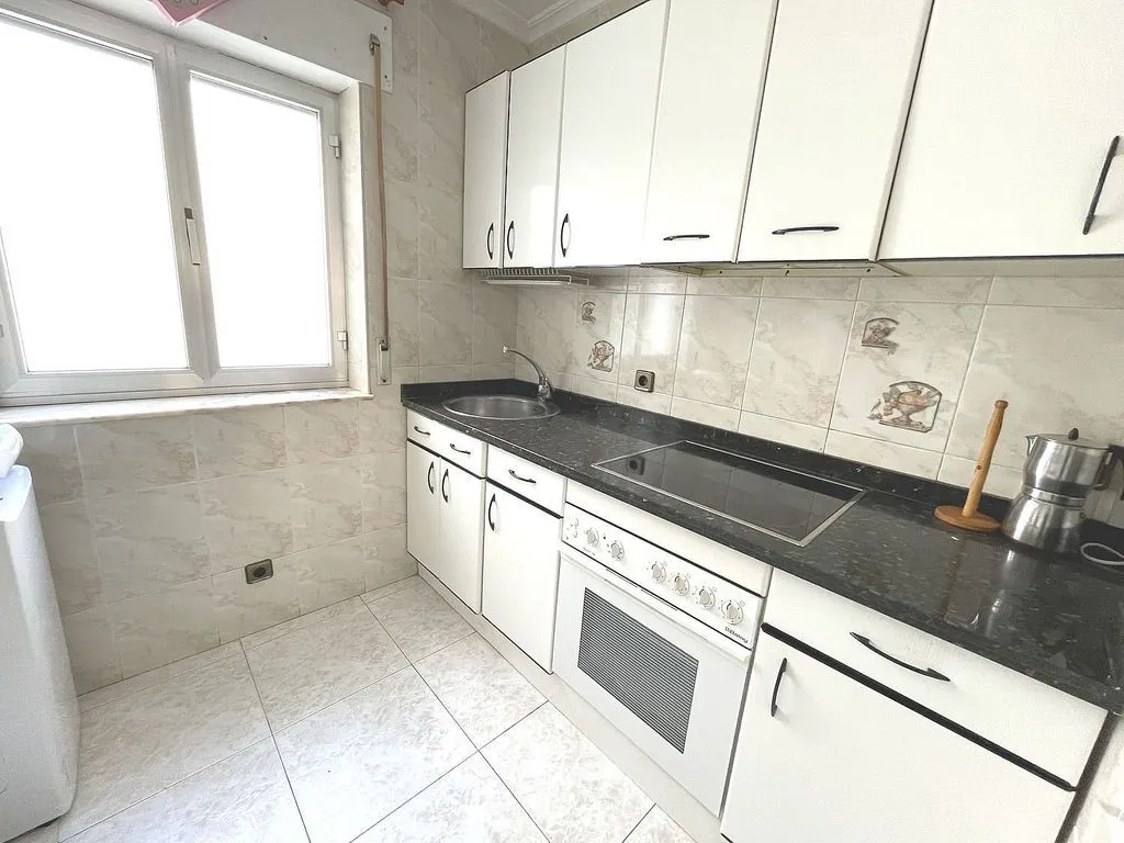 Cucina - Furnished Flat with Balcony in Garrido Norte