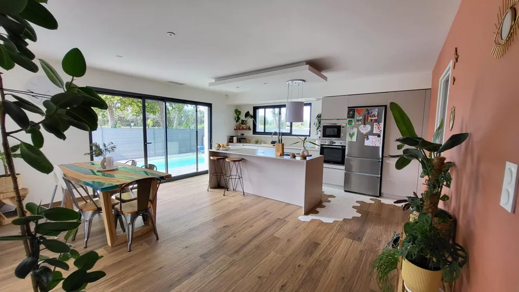 Kitchen - Contemporary Villa with Pool in Saint-Cyprien