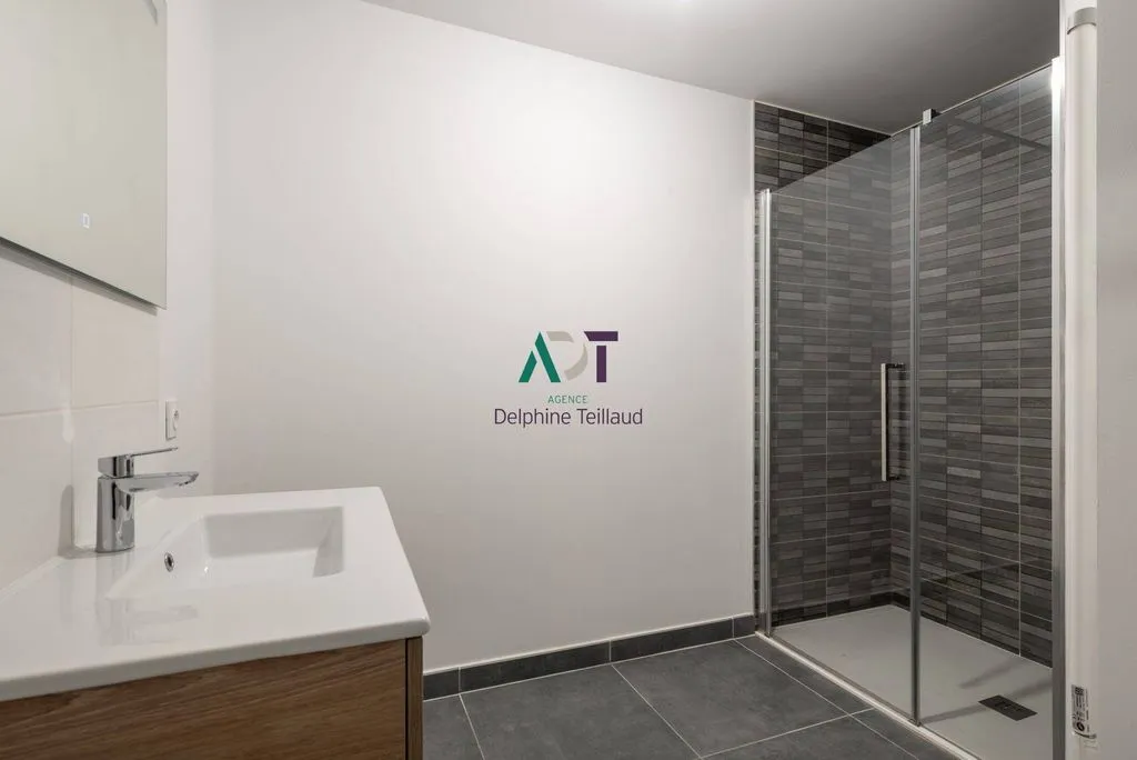 Vannitoad - Duplex Apartment with Terrace in Uriage