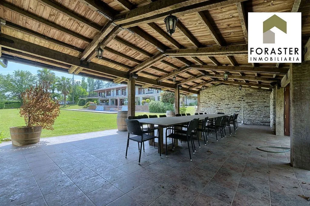 Terrasse - Chalet with Pool and Terrace in Loiu